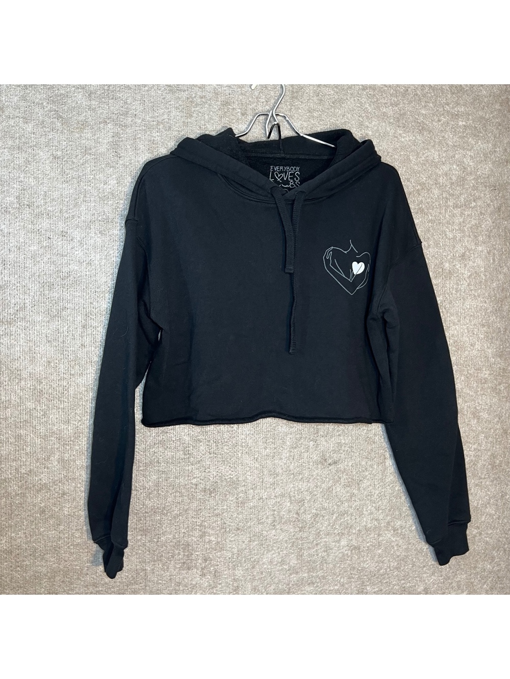 Everybody Loves Boobs Women's S Black Hug Cropped Hoodie Heart Graphic